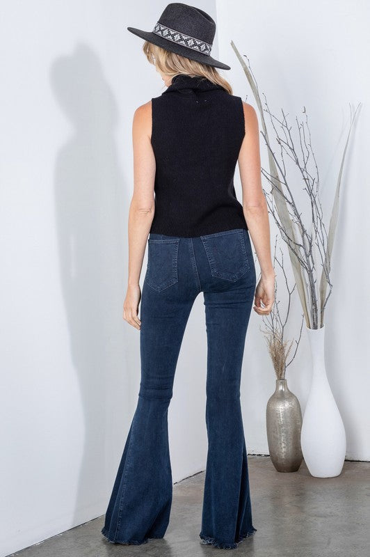 Simplicity Sleeveless Turtle Neck Sweater Black