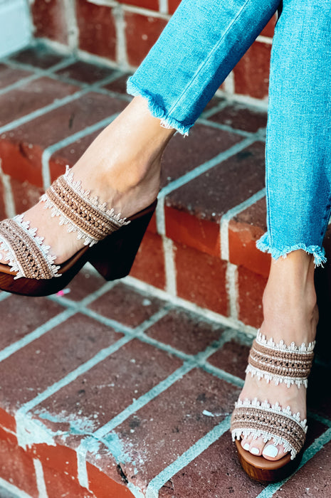 Chrissy Chunky Heels Camel