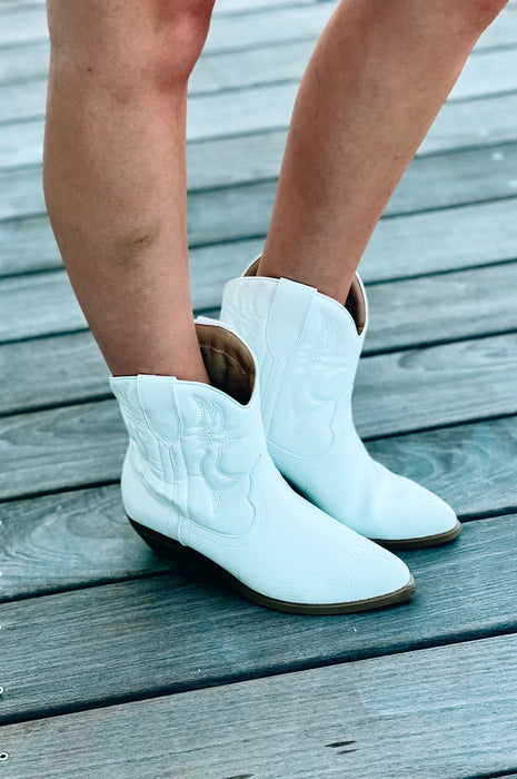 Dallas Western Booties White