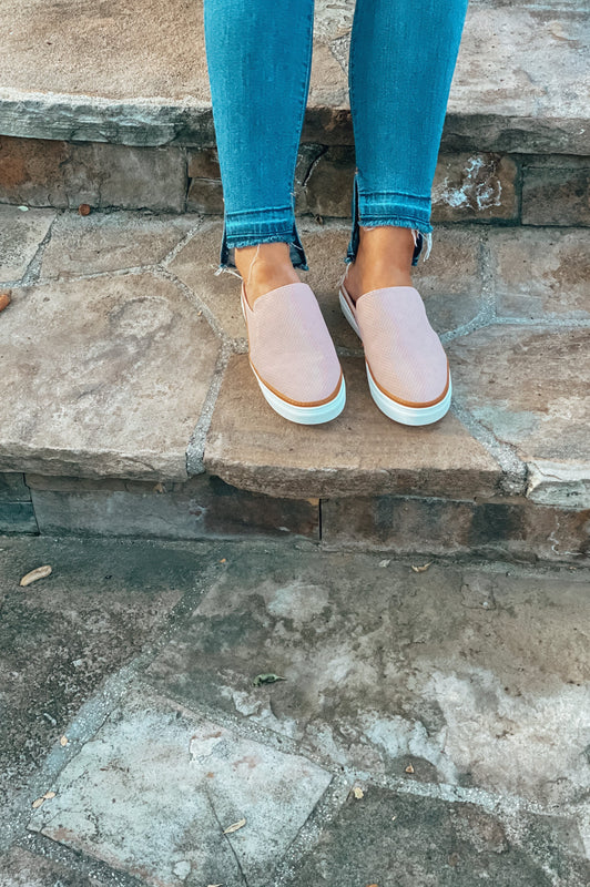 Count Me In Sneakers Blush