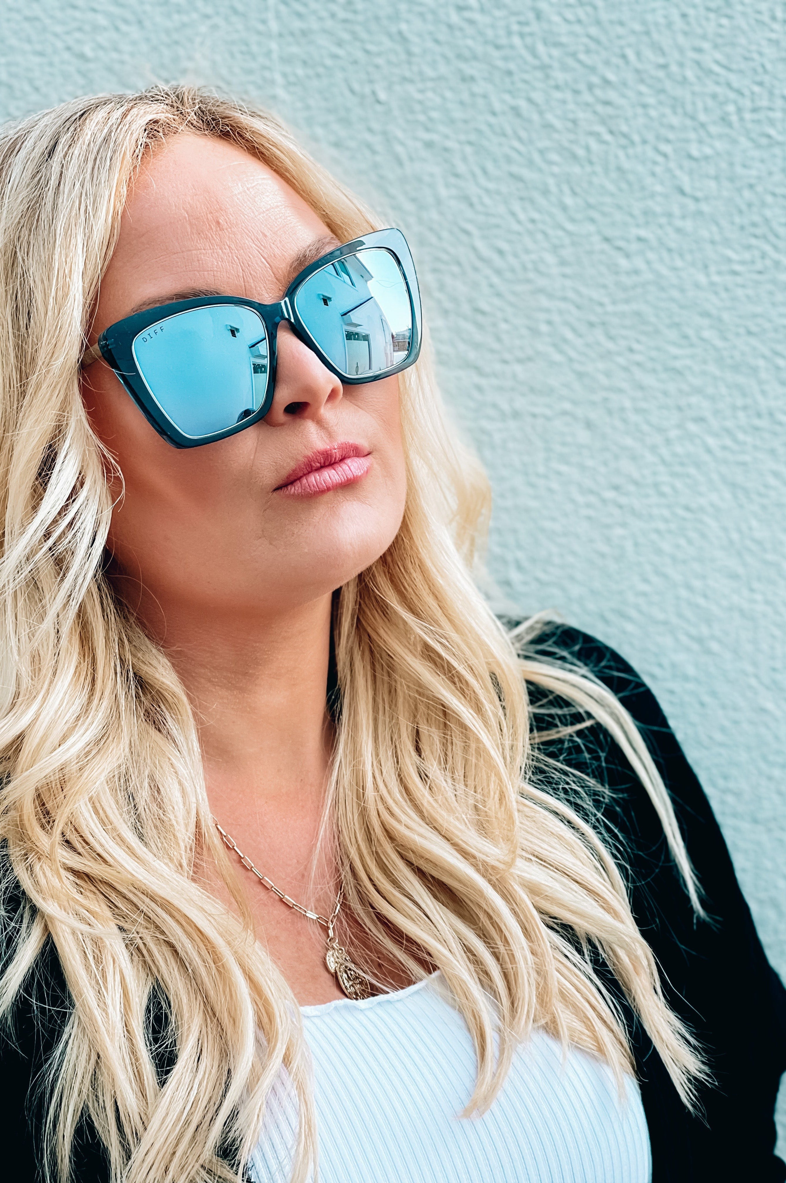 Diff Valerie Gold Grey Sunglasses