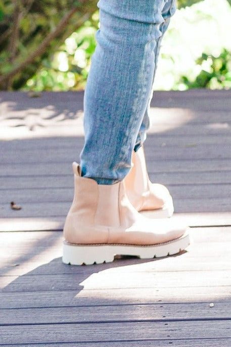 Gianna Chunky Chelsea Bootie Nude