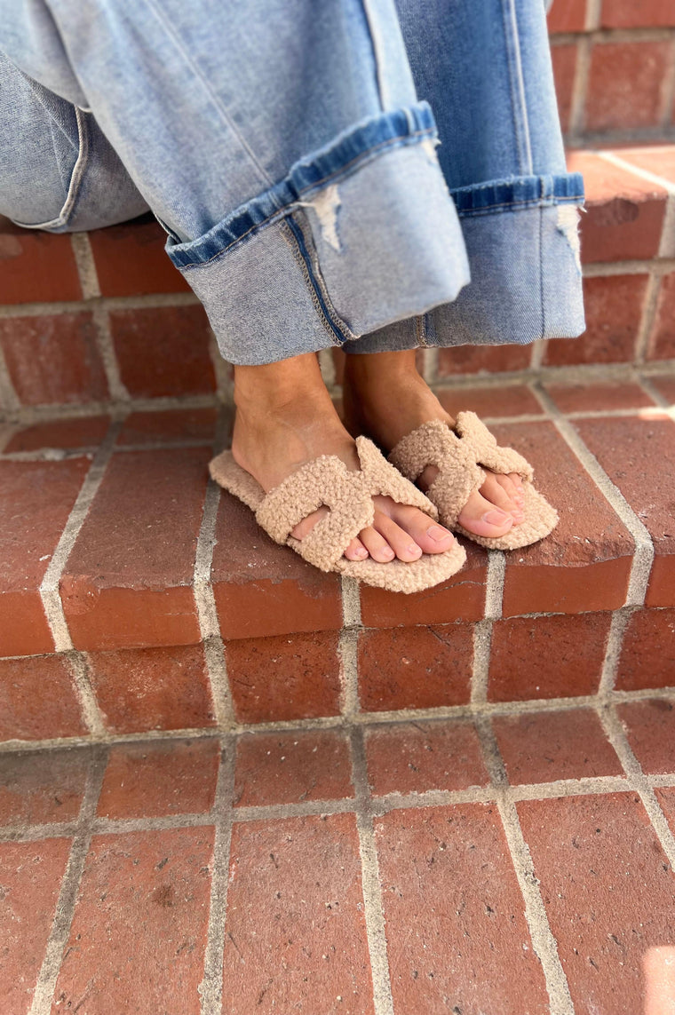 Sherpa H-shaped Slip On Sandal Taupe