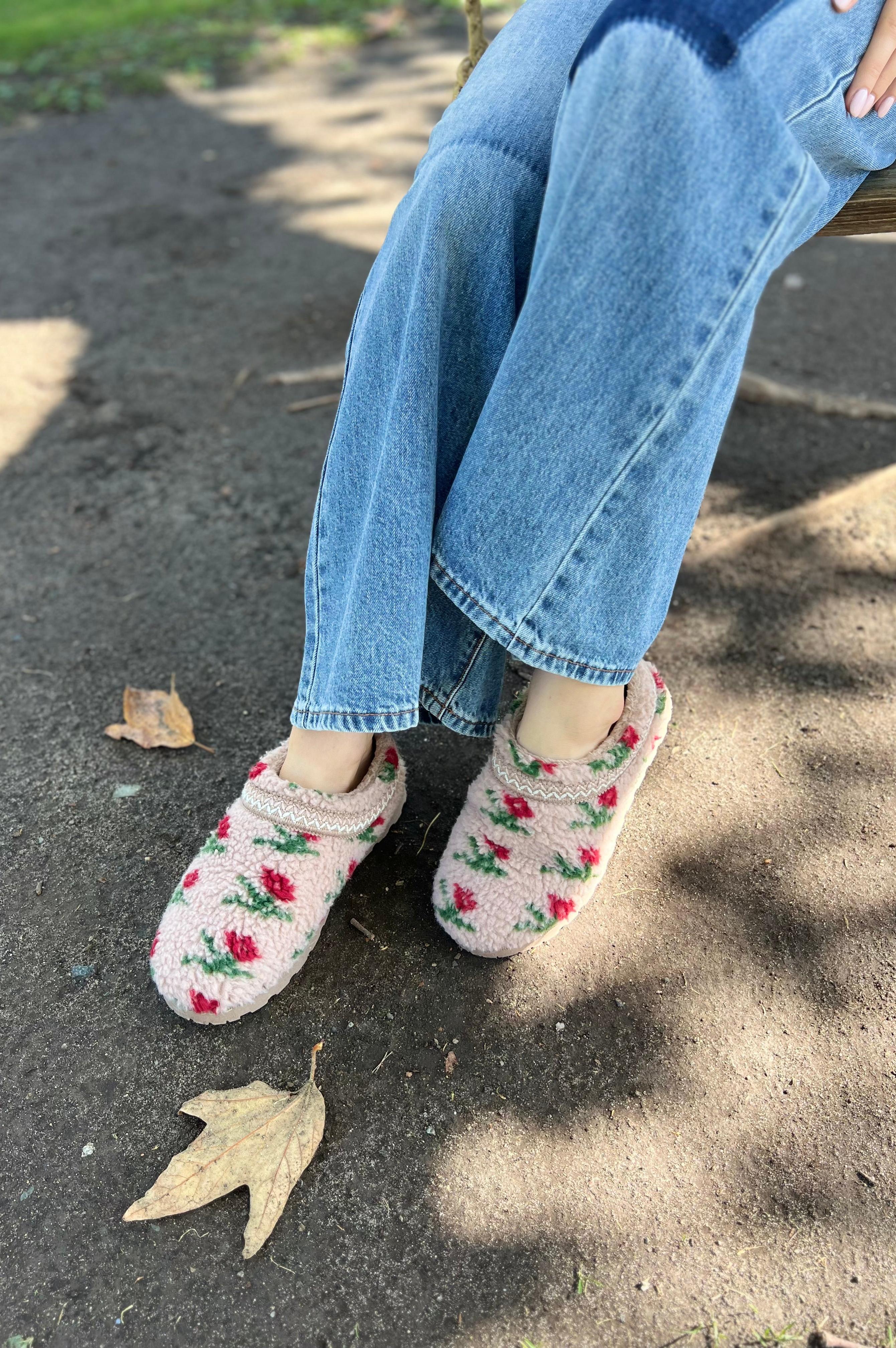 Sherpa Flower Bootie Floral Taupe Red