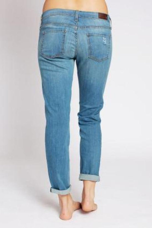 Destroyed Boyfriend Jeans